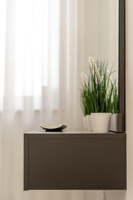 Bright And Modern 2 Bedroom Penthouse Apartment Is-Swieqi